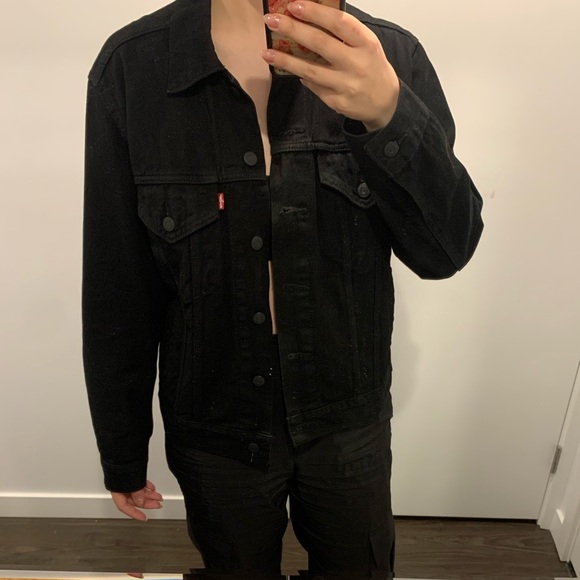 Levi’s ex boyfriend trucker jacket - Picture 2 of 7